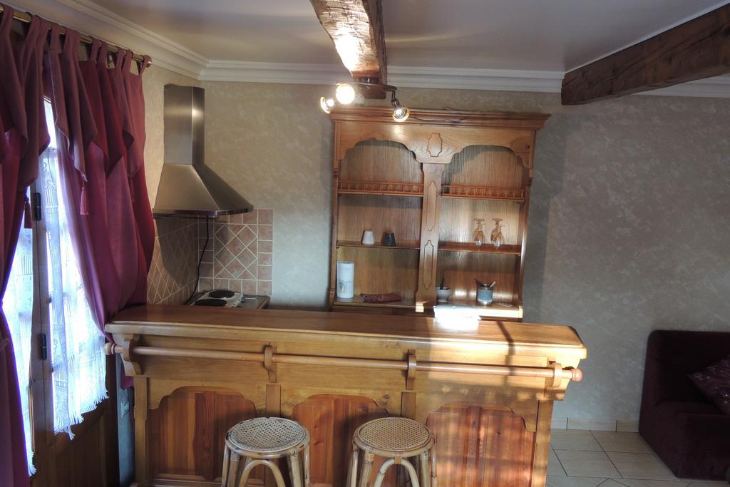 Апартаменты Le Manoir De Goliath Toutainville Номер фото